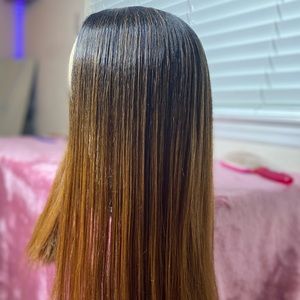 Used Shake N go Lace front wig